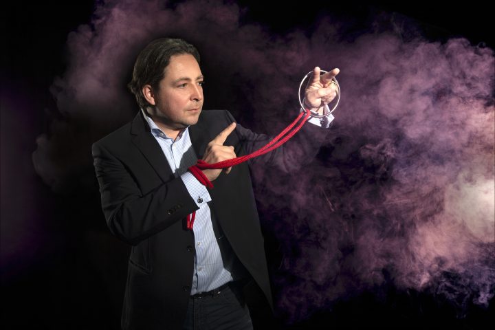 Der Zauberkünstler Christian Stein
